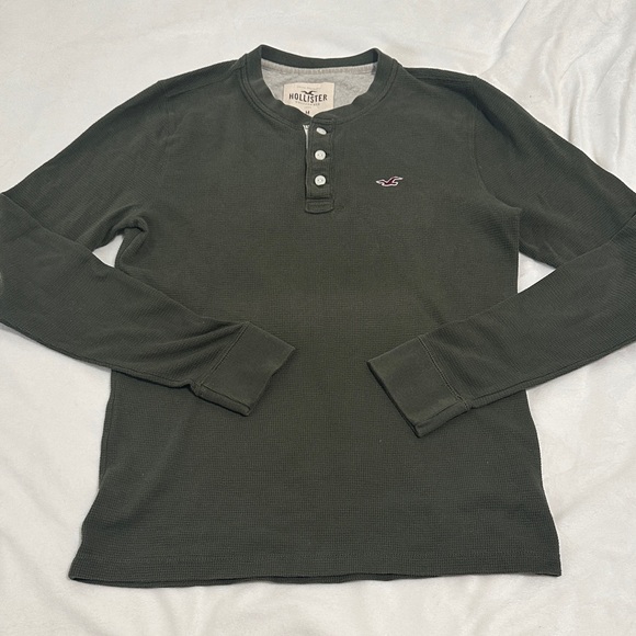 Hollister Other - 🪷 Hollister Thermal Henley Shirt